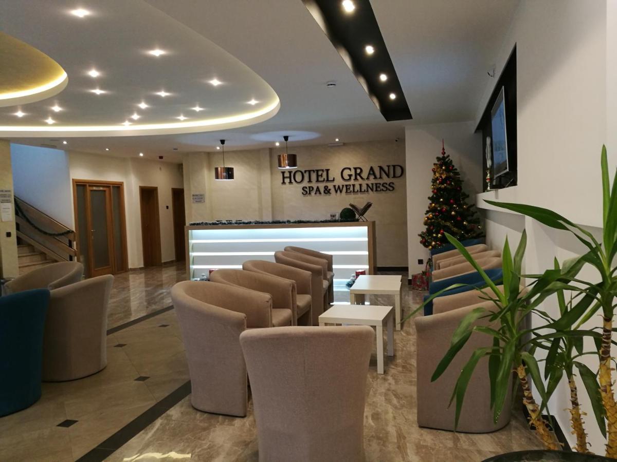 Spa Hotel Grand Krupanj ภายนอก รูปภาพ